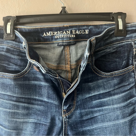 American Eagle Distressed Patched Hi Rise Jeggings Size 6 Short - Picture 3 of 9